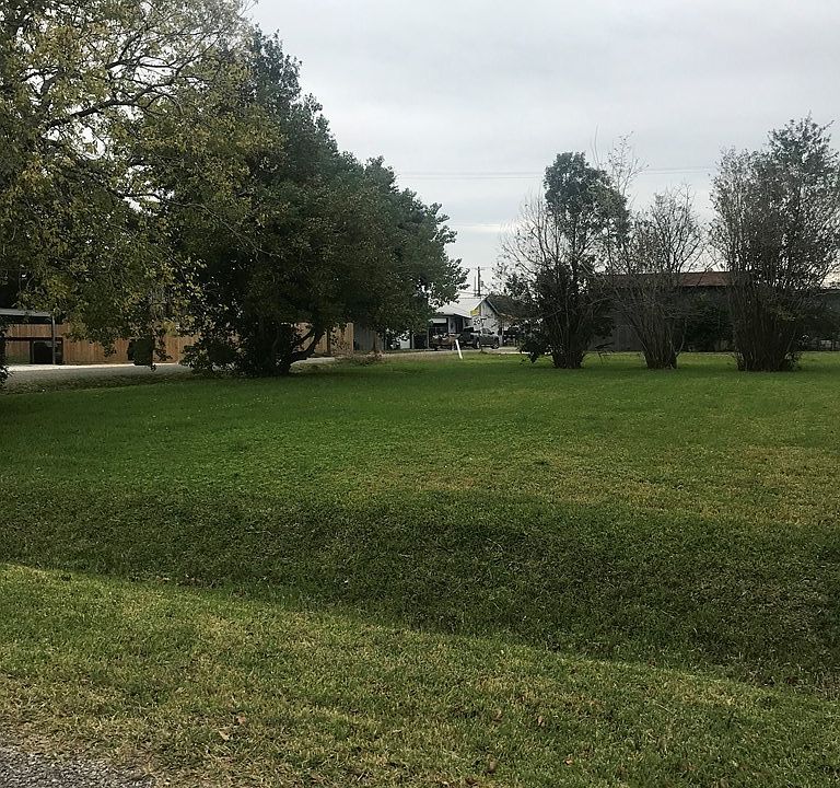 2nd image of 803 Atlanta Ave