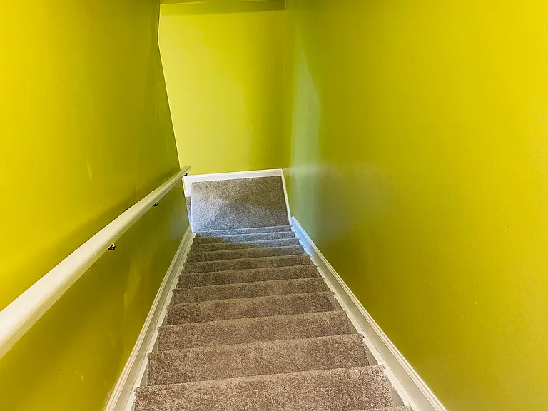 6406 Amber Ct — Photo 37