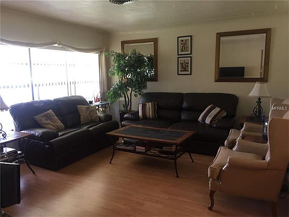 4th image of 930 59th Ave S