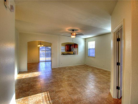 5th image of 12562 Paseo Rosannie Ave
