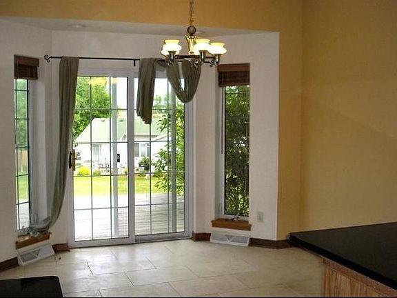 4th image of W203N16356 White Oak Cir