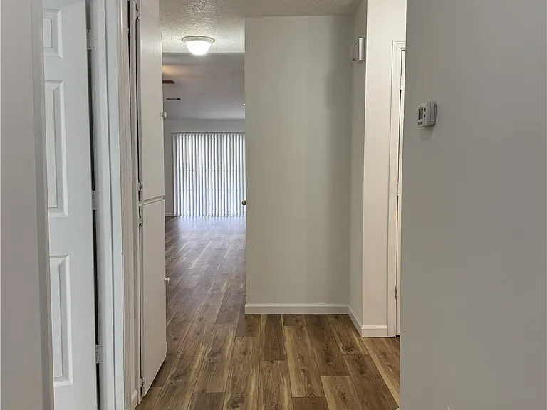 294 Windridge Dr — Photo 3