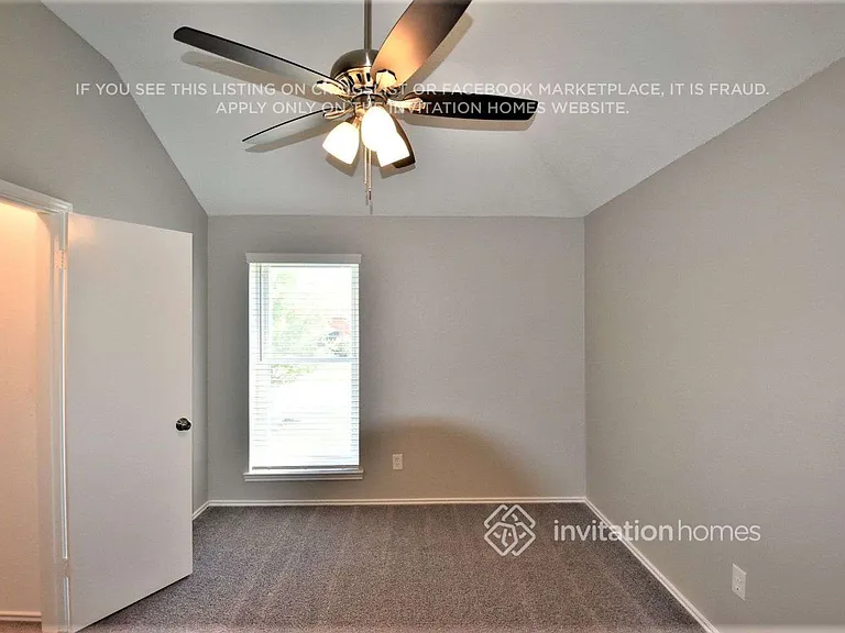 1517 Autumn Breeze Ln — Photo 17