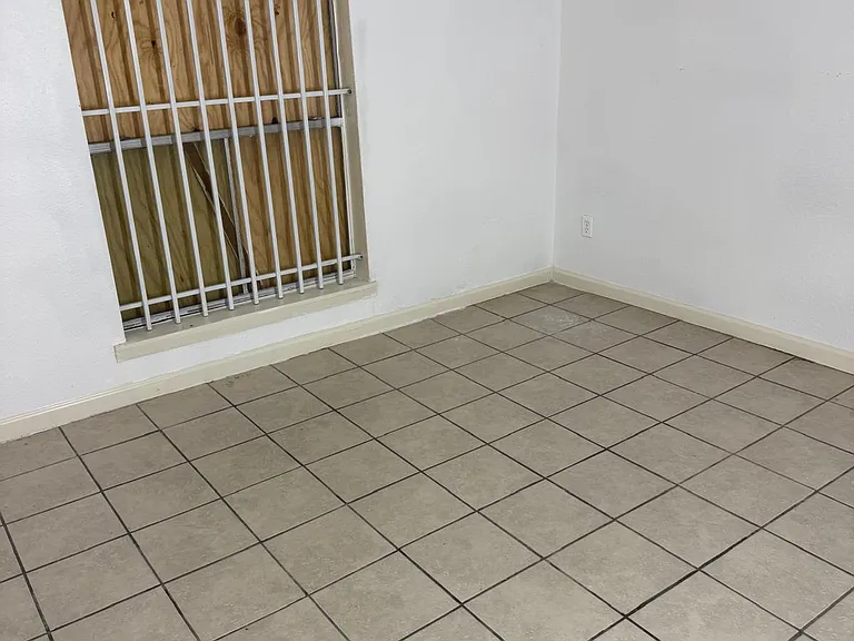 8201 Richmond Ave #13 — Photo 7