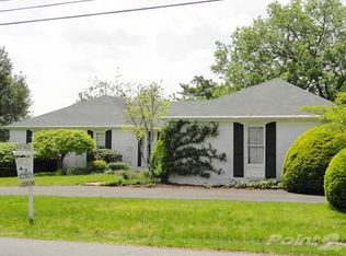 1605 Jefferson Ave, Clifton Forge, VA 24422