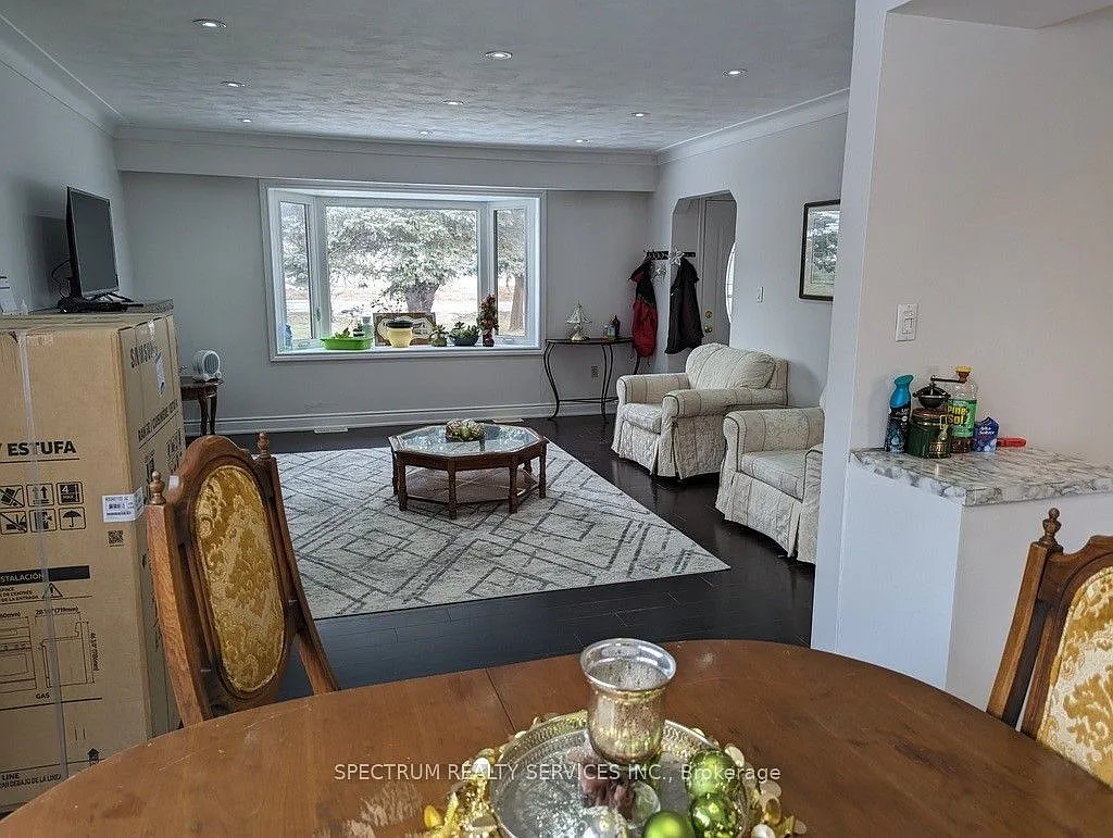 4 bed, $3,500 — Photo 4