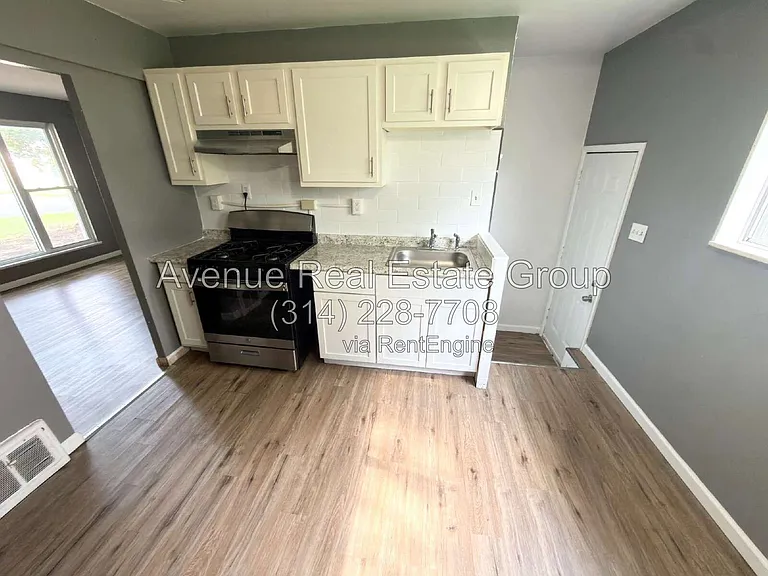 190 Lynn Meadows Ln — Photo 8