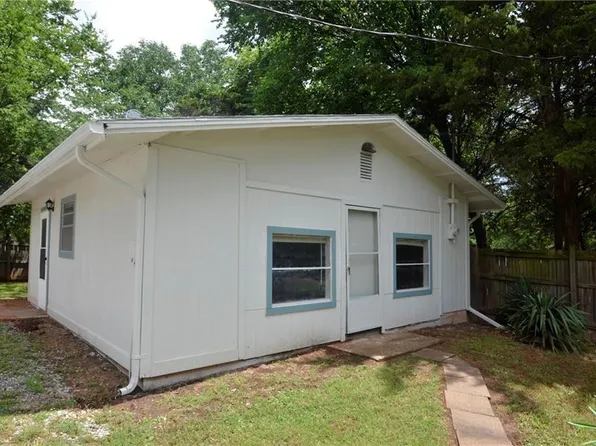 55 Preston Shores Dr, Pottsboro, TX 75076