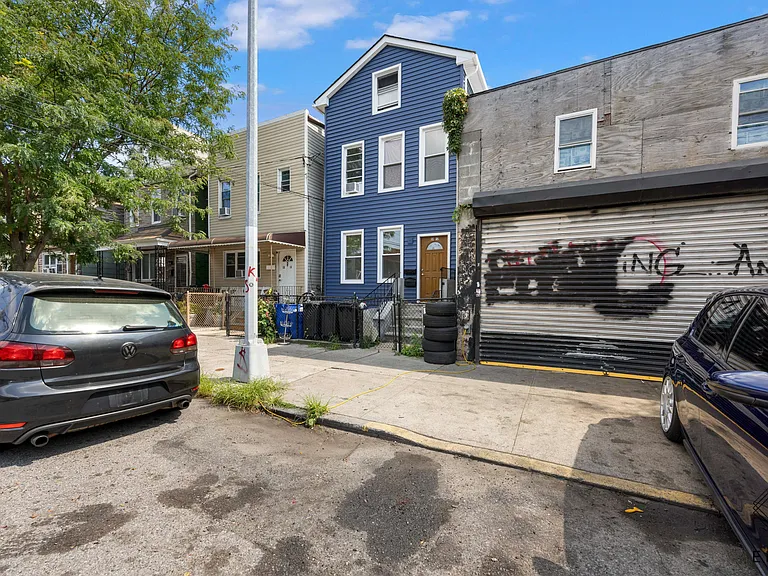 58-12 57th Dr #1A — Photo 11