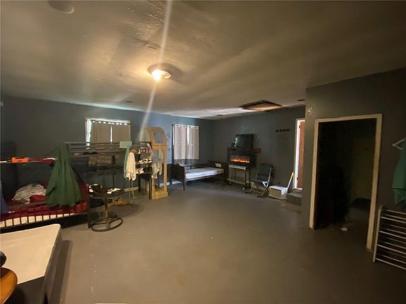 5th image of 306 S Worth Ave