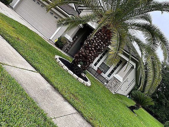 2nd image of 2094 Heritage Oaks Ct