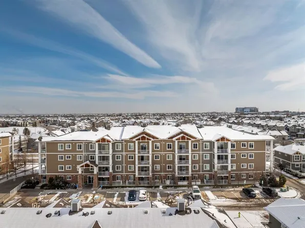 406 SW Cranberry Park SE #207, Calgary, AB T3M 1Y9