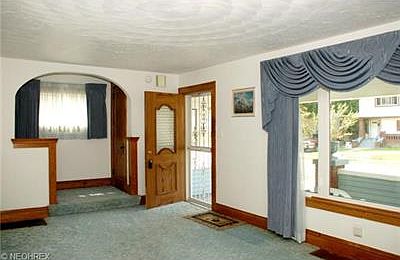 4th image of 561 Fernwood Dr
