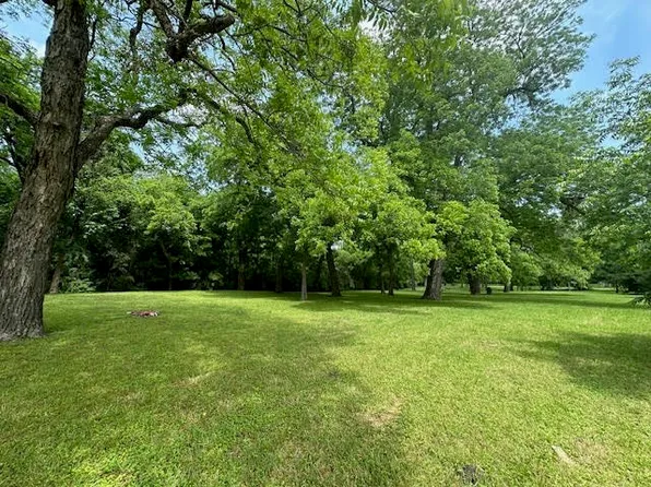 3776 Shorecrest Dr, Dallas, TX 75209