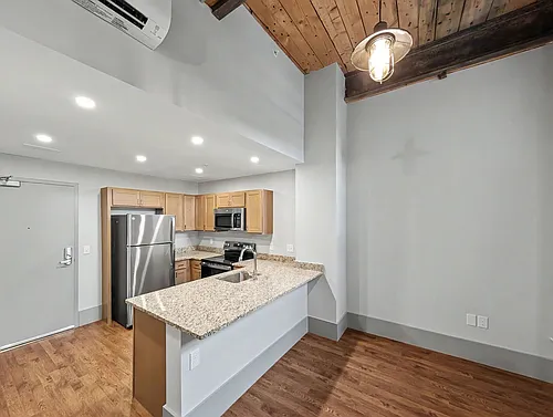 Floor plan 102