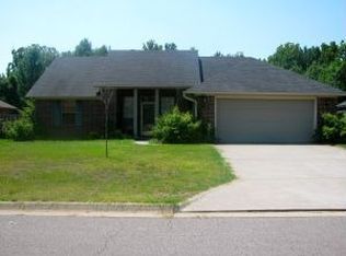 2008 E 22nd St, Russellville, AR 72802