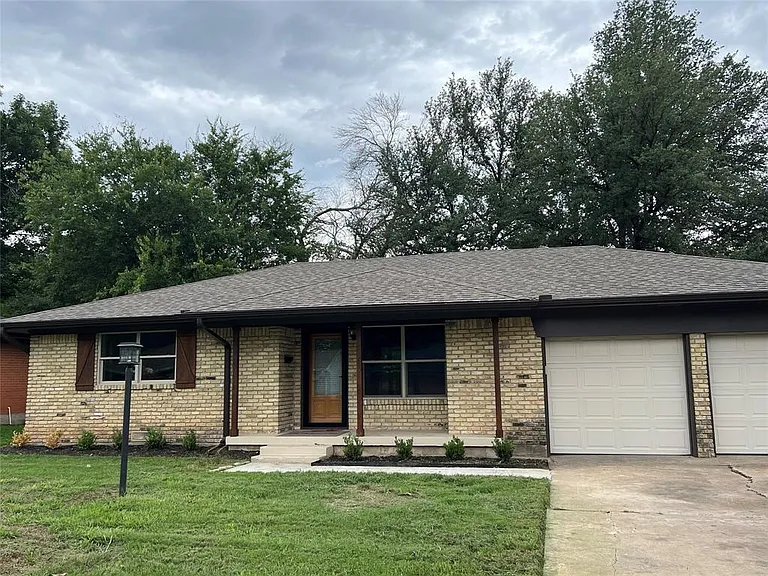 1811 Erwin Pl — Photo 16