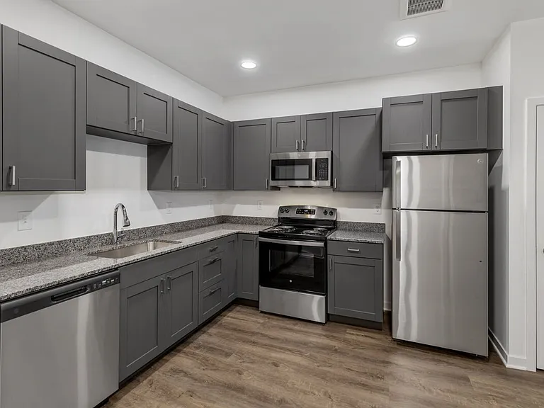 Huron Vista — Photo 11