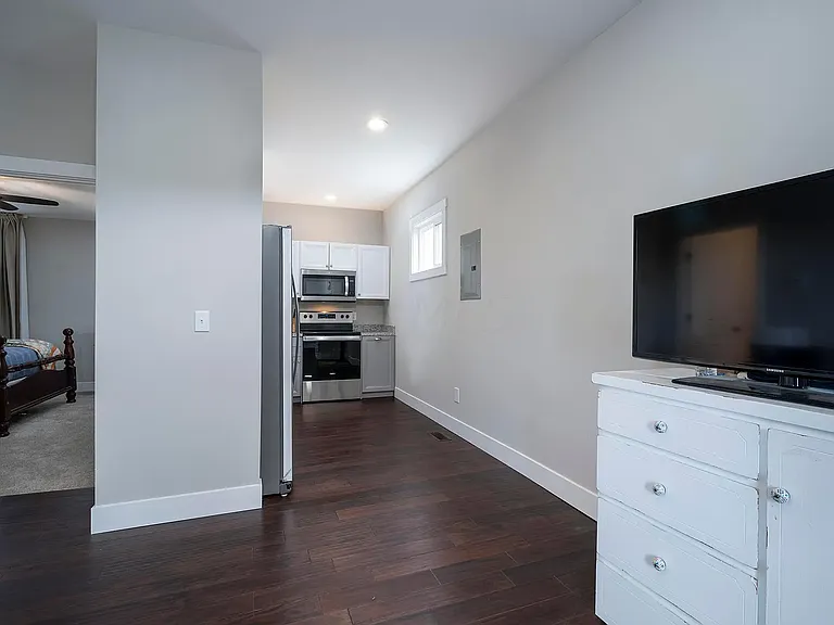113 W Paint St #1 — Photo 5