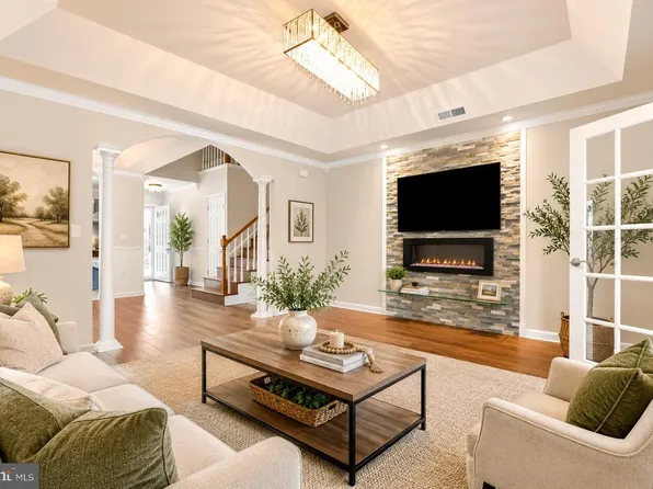 952 W Schumaker Manor Dr, Salisbury, MD 21804