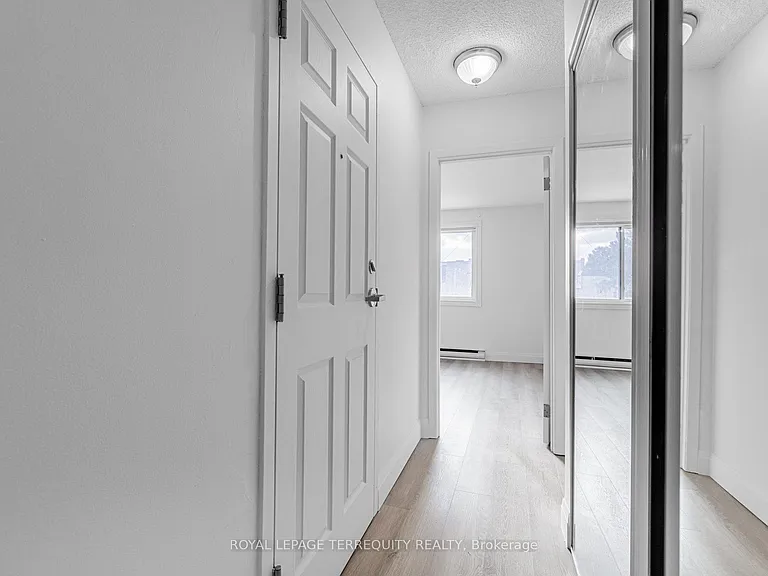 41 Summerhill Ave #2 — Photo 5