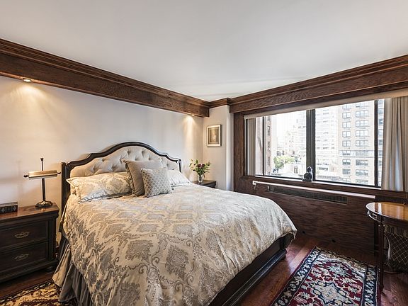 3rd image of 203 E 72nd St APT 7-D