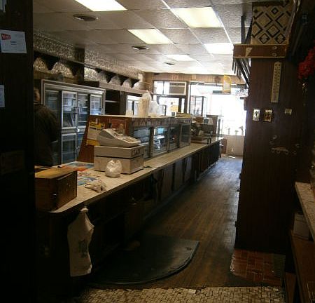 4th image of 2921 Avenue S