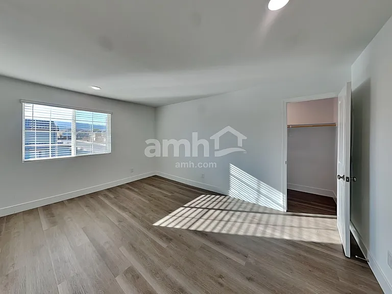 5734 Las Vegas Creek St — Photo 15
