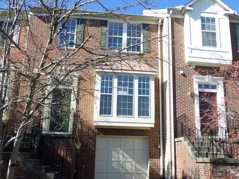 2020 Madrillon Springs Ct — Photo 19