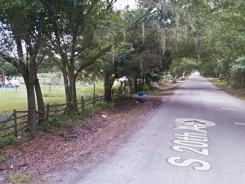 2nd image of 20 W South Ave