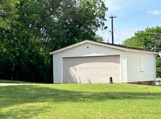 1412 E Elm Ave, Enid, OK 73701