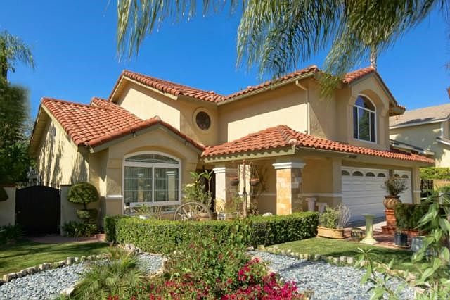 1st image of 24405 Saint Ives Ct