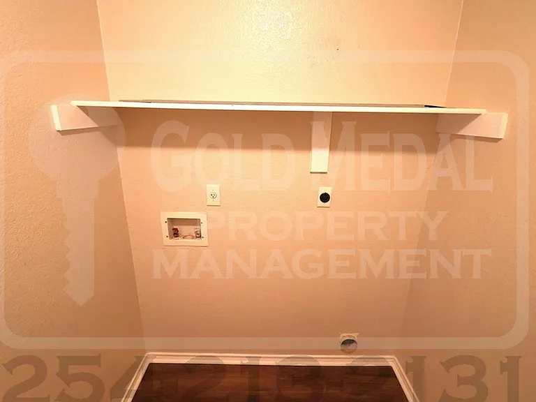 3308 Cantabrian Dr — Photo 13