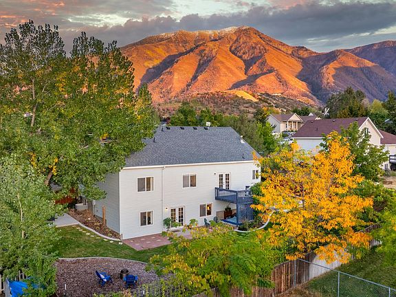 5th image of 116 S Canyon View Dr