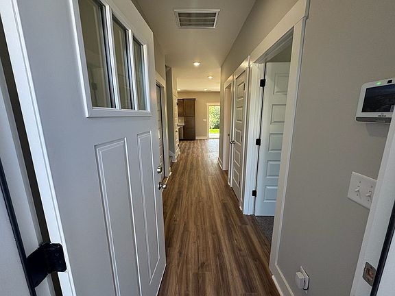 2nd image of 539 Charleston Cove Way