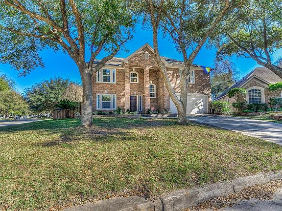 3rd image of 19303 Kristen Oaks Ct