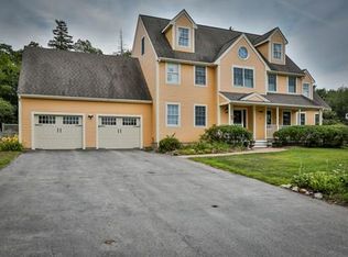 13 Boyd Dr, Newburyport, MA 01950