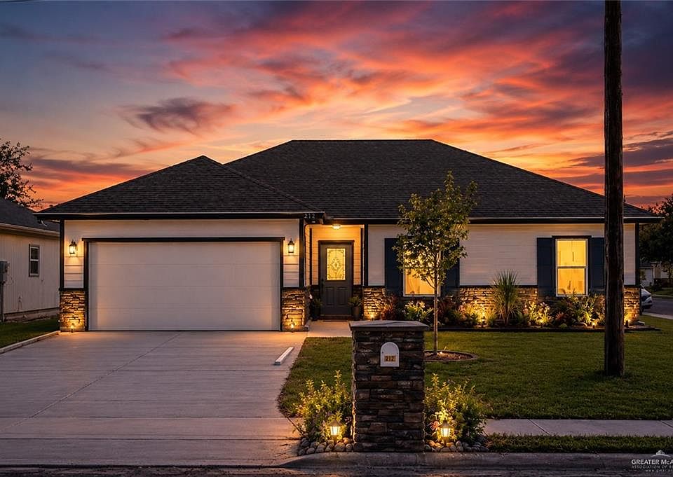 1st image of 212 N Los Ebanos Blvd