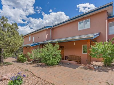 22 Madre De Dios, Santa Fe, NM, 87505