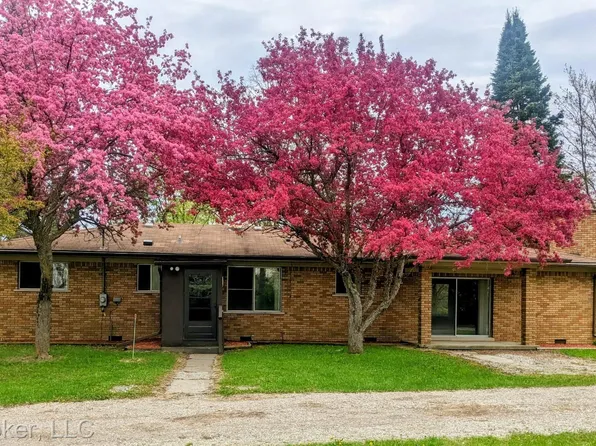 7860 Rynn Rd, Avoca, MI 48006