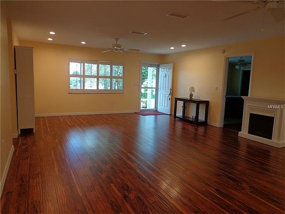 5th image of 10441 SE 175th Pl