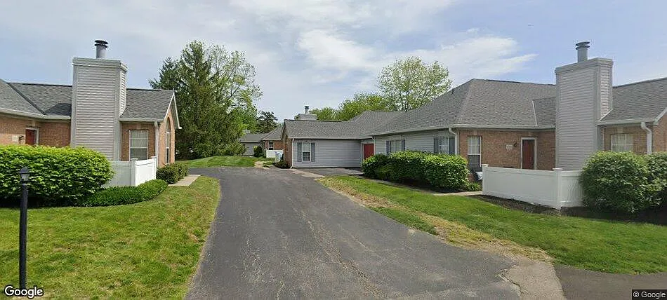 2 bed, 1.5 bath, 1000 sqft, $1,600 — Photo 1