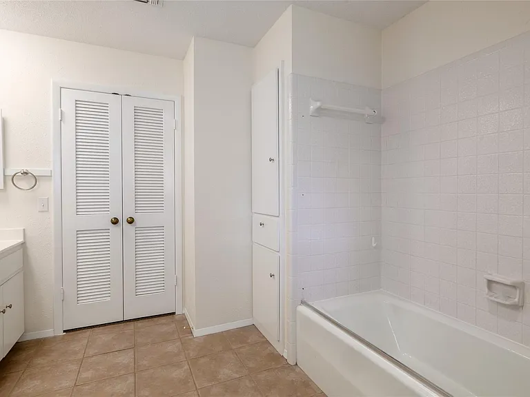 611 Lido St — Photo 21