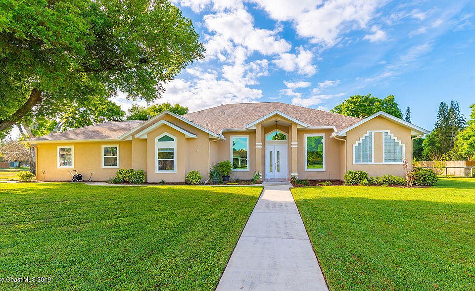 1st image of 1201 Heritage Acres Blvd