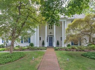 52 Underhill Rd, Ossining, NY 10562