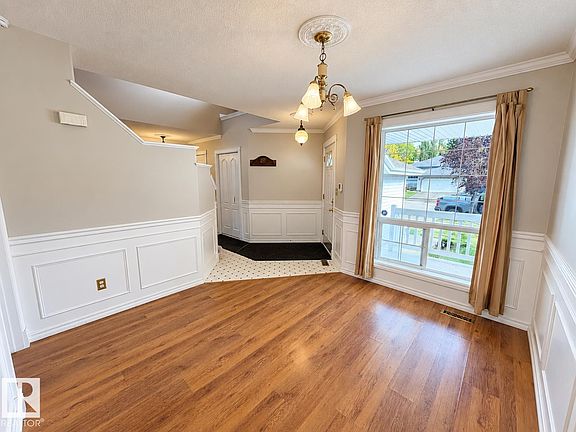5th image of 3 Hardcastle Pl