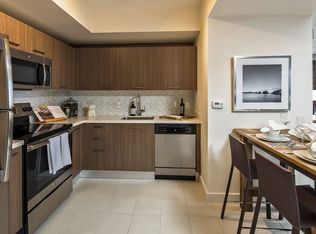 1900 SW 8th St #TOWNHOUSE 5, Miami, FL 33135