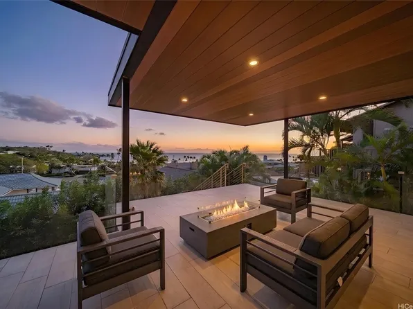 3849 Poka St, Honolulu, HI 96816