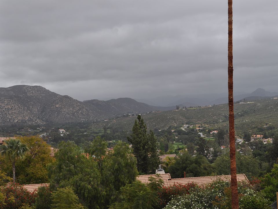 2nd image of 23735 Calistoga Pl
