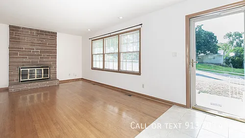 9151 Somerset Dr — Photo 6